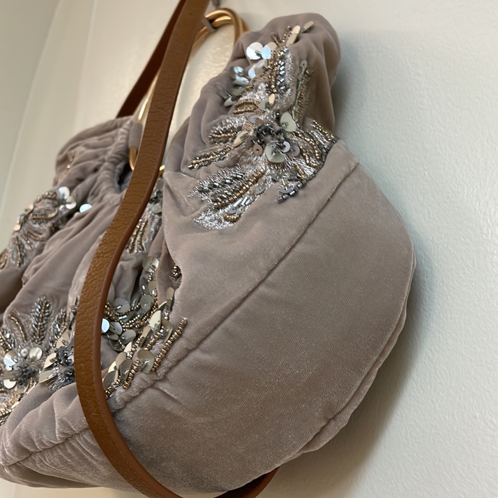 New Anthropologie Embellished Floral Satchel!!🔥🔥🔥 - Picture 7 of 14